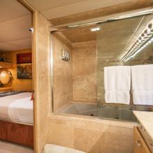 Le Montrachet Yacht 