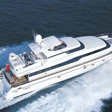 Manara Yacht 