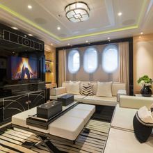 Phoenix 2 Yacht 