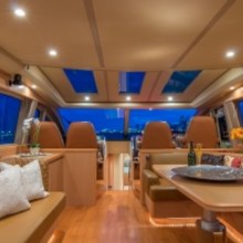 Divas Del Mar Yacht 