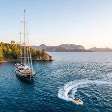 Odisea Yacht 