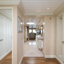 Tatoosh Yacht 