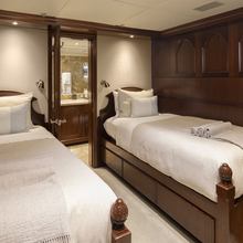 Second Love Yacht 