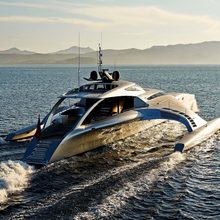 Adastra Yacht 