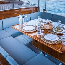Atalante Yacht 