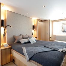 Armonee Yacht 