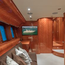 Ecj Luxe Yacht 