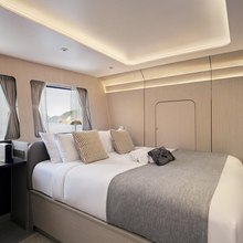 Vanora Yacht 