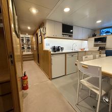 Cheetah Moon Yacht 
