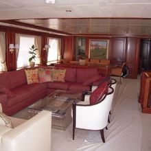 La Bella Lynn Yacht 