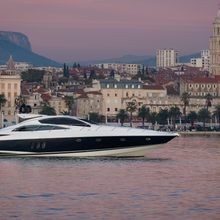 Glorious Yacht 