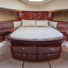 Happy Dream Yacht 