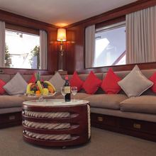 Lady Roxanne Yacht 