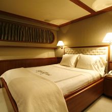 Skyetyme Yacht Aft Stateroom