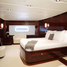 Valquest Yacht Master Stateroom - Side