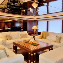 Tobi Star Yacht Main Salon - Overview