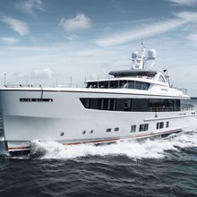 Solemates V Yacht 