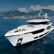Elza Yacht 