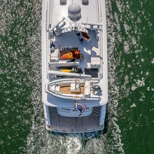 No Buoys Yacht 