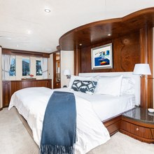 Phantom Yacht 