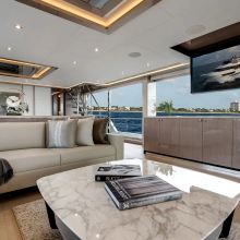 50 FIFTY Yacht 