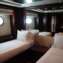 Papaito Yacht 