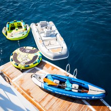 Ultraviolet Yacht 