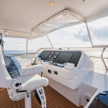 Two Seas Yacht 