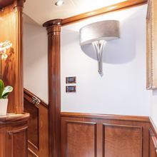 Sanibella Yacht 