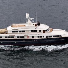 A2 Yacht 