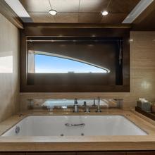 Silent World Yacht 