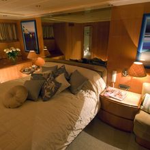 Manara Yacht 