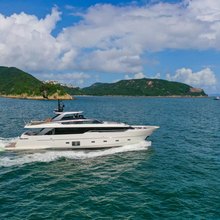 Amy Yacht 