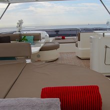 Juniper II Yacht 