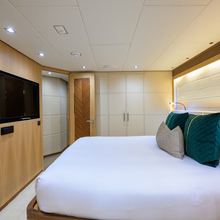 Aqua Life Yacht 