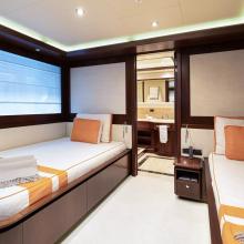 Palatial Yacht 