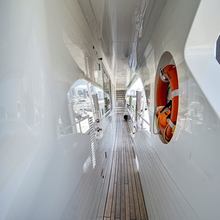 Silent World Yacht 