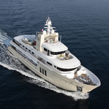 E & E Yacht Aerial View - Running Shot