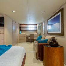 Island Time Yacht 