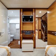 Silent World Yacht 