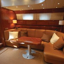 M Yacht 