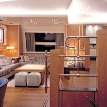 MITseaAH Yacht Main Salon