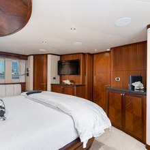 Phantom Yacht 