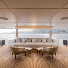 Elza Yacht 