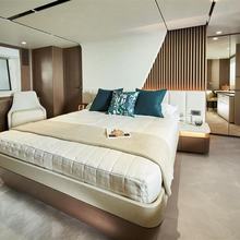 Moonflower Yacht 