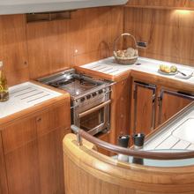 Mustique Yacht 