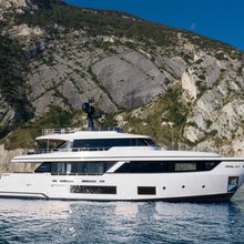 Larriane Mae Yacht 