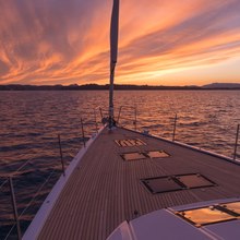 LUNOUS Yacht 
