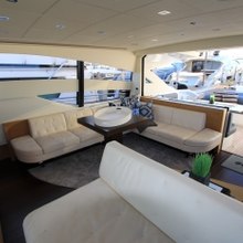 Vantage Yacht 