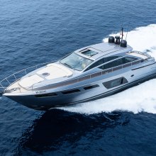 Dr No Yacht 